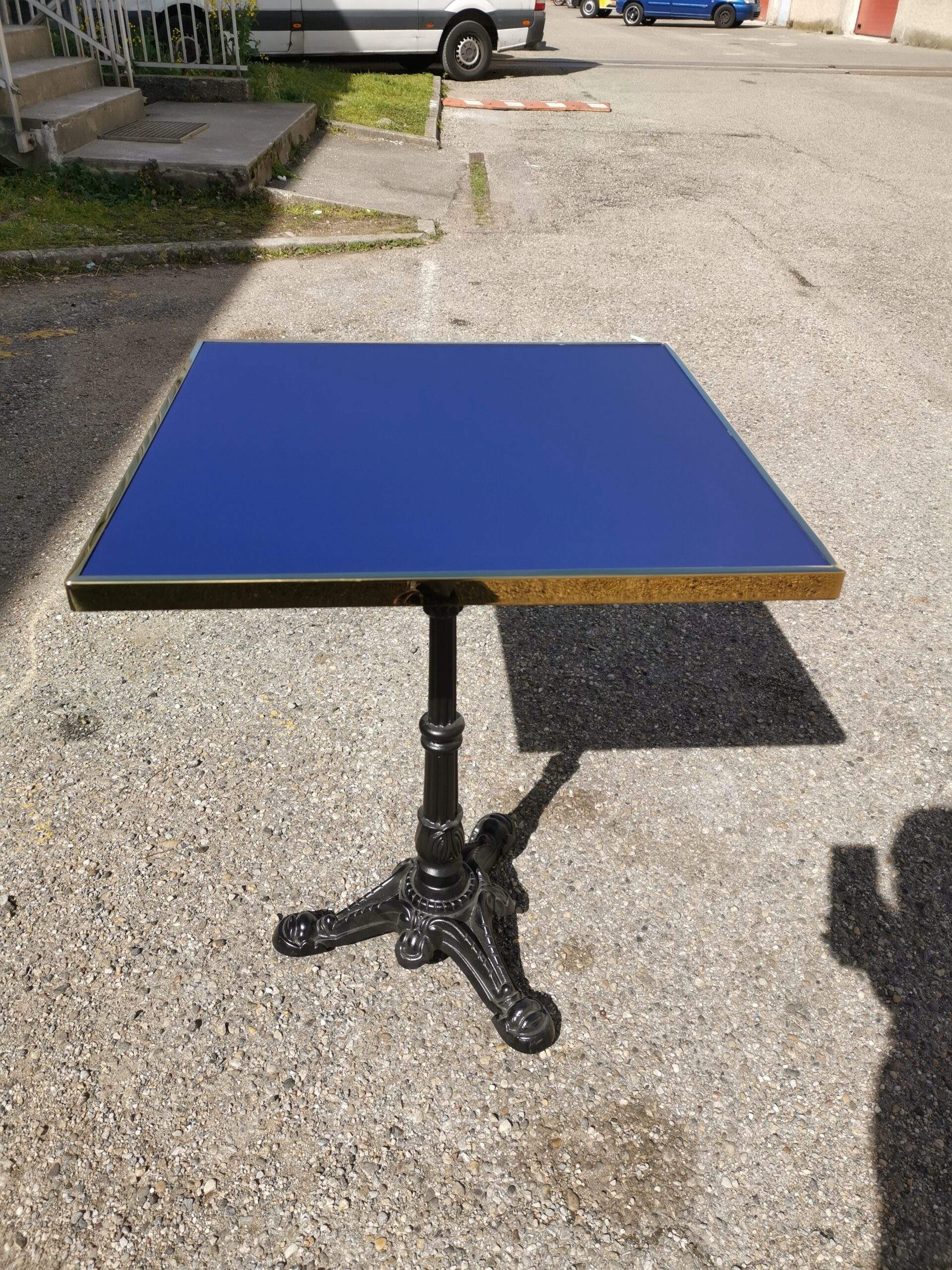 Plateau de table bistrot extérieur bleu nuit URUGUAY 60x60cm