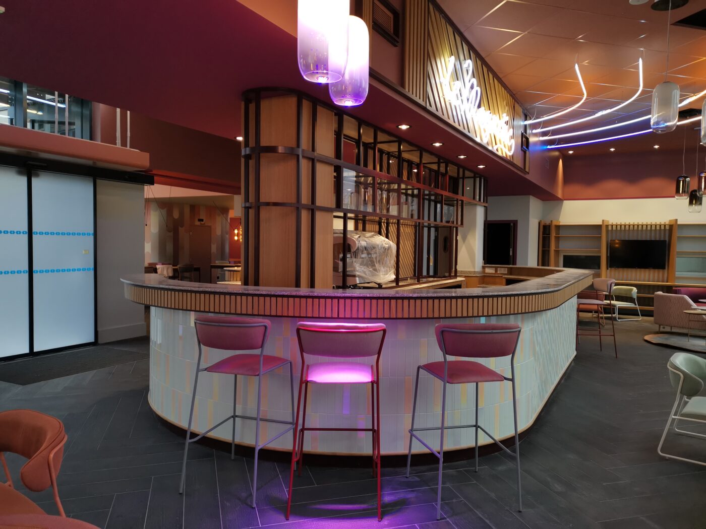 Idées déco pour bar professionnel : conseils et inspirations - Distrid'or